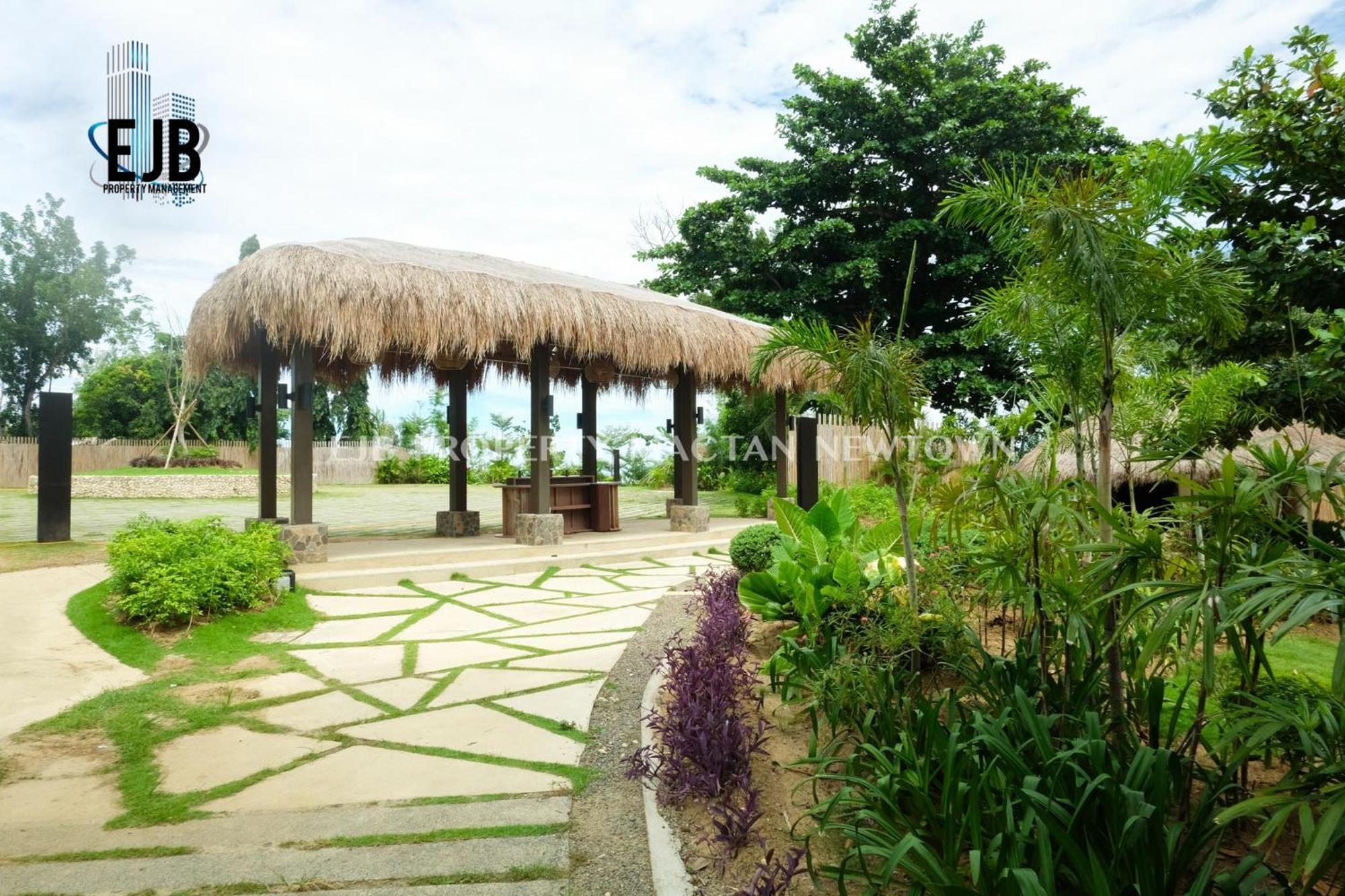 Mactan Newtown Beach Condo Мактан Экстерьер фото